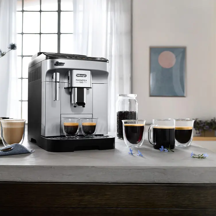 DELONGHI – Magnifica EVO - FEB2931.SB - Bourbon Café